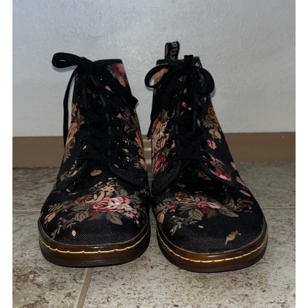 Dr. Martens Floral Shoreditch Boot Canvas Womens Size 9